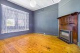 https://images.listonce.com.au/custom/160x/listings/140-thames-street-box-hill-north-vic-3129/015/01685015_img_04.jpg?0oNbHyIkfoE