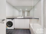 https://images.listonce.com.au/custom/160x/listings/1403318-little-lonsdale-street-melbourne-vic-3000/232/01547232_img_10.jpg?QUo751RN1I4