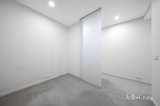 https://images.listonce.com.au/custom/160x/listings/14087-riverside-quay-southbank-vic-3006/456/01972456_img_09.jpg?dheSPg9jCnc