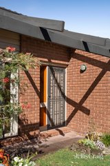 https://images.listonce.com.au/custom/160x/listings/141-3-connolly-crescent-bayswater-north-vic-3153/368/01967368_img_02.jpg?9Hm59fE0jX8