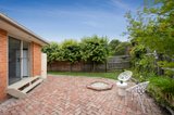 https://images.listonce.com.au/custom/160x/listings/141-cambridge-road-mooroolbark-vic-3138/464/01600464_img_11.jpg?EO1xcS5xGT8