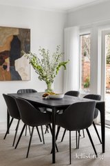 https://images.listonce.com.au/custom/160x/listings/141-glencairn-avenue-camberwell-vic-3124/339/01947339_img_17.jpg?YhPuxhzpr1c