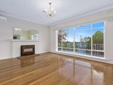 https://images.listonce.com.au/custom/160x/listings/141-greythorn-road-balwyn-north-vic-3104/848/00885848_img_02.jpg?vjkQpuFnOTQ