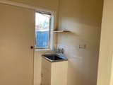 https://images.listonce.com.au/custom/160x/listings/141-high-street-kyneton-vic-3444/006/01702006_img_08.jpg?k4uNyWcgBp8