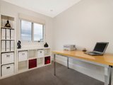 https://images.listonce.com.au/custom/160x/listings/141-john-liston-drive-newport-vic-3015/018/01203018_img_07.jpg?d4dcgTCSmyo