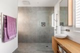 https://images.listonce.com.au/custom/160x/listings/141-mary-street-richmond-vic-3121/222/01735222_img_11.jpg?JQzNuStoBpE