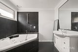https://images.listonce.com.au/custom/160x/listings/141-switchback-road-chirnside-park-vic-3116/646/01947646_img_10.jpg?b_oSpsmJ1pU