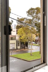 https://images.listonce.com.au/custom/160x/listings/141-villiers-street-north-melbourne-vic-3051/488/01911488_img_10.jpg?HuSrGoQFFYo