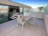 https://images.listonce.com.au/custom/160x/listings/14109-111-addison-street-elwood-vic-3184/827/01794827_img_03.jpg?GlV4epPulcg