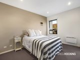 https://images.listonce.com.au/custom/160x/listings/1411-berry-street-yarraville-vic-3013/963/01202963_img_05.jpg?dpsMit8GgVU