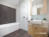 https://images.listonce.com.au/custom/160x/listings/1411-berry-street-yarraville-vic-3013/963/01202963_img_07.jpg?gCjmK1aelUc