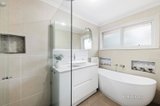 https://images.listonce.com.au/custom/160x/listings/1411-church-road-templestowe-vic-3106/881/01445881_img_07.jpg?2fVT5QR0gBM