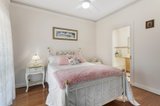 https://images.listonce.com.au/custom/160x/listings/1414-barongarook-court-lower-plenty-vic-3093/060/00847060_img_06.jpg?IGkJgQoXW48