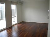 https://images.listonce.com.au/custom/160x/listings/1418-tulloch-grove-glen-waverley-vic-3150/311/01822311_img_03.jpg?VtuzSwHcdI8