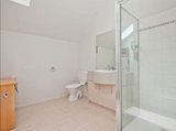 https://images.listonce.com.au/custom/160x/listings/1418-tulloch-grove-glen-waverley-vic-3150/311/01822311_img_07.jpg?ZokuCN0S2go