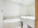 https://images.listonce.com.au/custom/160x/listings/14195-rouse-street-port-melbourne-vic-3207/078/01088078_img_07.jpg?V56XnNVzlf0