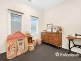 https://images.listonce.com.au/custom/160x/listings/141a-manchester-road-mooroolbark-vic-3138/856/01525856_img_10.jpg?DHS0ig5ufLg