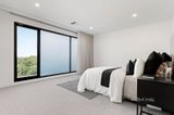 https://images.listonce.com.au/custom/160x/listings/142-arvon-road-strathmore-vic-3041/695/01234695_img_06.jpg?h-NozSDAFLQ