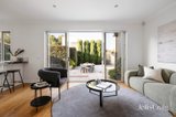 https://images.listonce.com.au/custom/160x/listings/142-beach-street-port-melbourne-vic-3207/825/01870825_img_09.jpg?gncQJDxvv3M