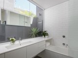 https://images.listonce.com.au/custom/160x/listings/142-brighton-street-richmond-vic-3121/260/00979260_img_09.jpg?M5WxRHVvvfA