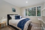 https://images.listonce.com.au/custom/160x/listings/142-cardigan-road-mooroolbark-vic-3138/268/00727268_img_08.jpg?QNjVjjFfAd0