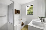 https://images.listonce.com.au/custom/160x/listings/142-elizabeth-street-malvern-vic-3144/104/01933104_img_12.jpg?0YebWuF9jwM