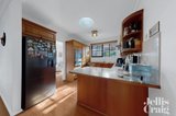 https://images.listonce.com.au/custom/160x/listings/142-highfield-road-canterbury-vic-3126/512/01719512_img_15.jpg?eUUqGOITZFg