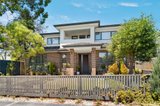 https://images.listonce.com.au/custom/160x/listings/142-lomond-avenue-kilsyth-vic-3137/893/01845893_img_06.jpg?RnqvLvaBNTY