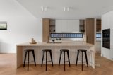 https://images.listonce.com.au/custom/160x/listings/142-london-street-bentleigh-vic-3204/404/01685404_img_03.jpg?G25471ei0ro
