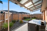 https://images.listonce.com.au/custom/160x/listings/142-poplar-street-newcomb-vic-3219/979/01077979_img_04.jpg?x2byEVazMDE