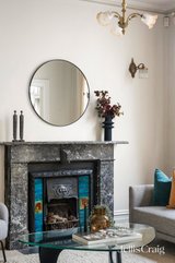 https://images.listonce.com.au/custom/160x/listings/142-simpson-street-east-melbourne-vic-3002/375/01740375_img_04.jpg?Qmc4aV-F-BY