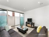 https://images.listonce.com.au/custom/160x/listings/14200-bay-street-port-melbourne-vic-3207/076/01088076_img_03.jpg?WS3tbD26m9A