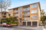 https://images.listonce.com.au/custom/160x/listings/1424-acland-street-st-kilda-vic-3182/976/01967976_img_01.jpg?TiaSePZWyZA