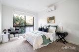 https://images.listonce.com.au/custom/160x/listings/1428-32-livingstone-road-eltham-vic-3095/933/01922933_img_06.jpg?0jEoaNILpsk