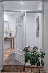 https://images.listonce.com.au/custom/160x/listings/142a-wattle-valley-road-camberwell-vic-3124/129/01682129_img_12.jpg?V7mDLfzadYQ
