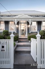 https://images.listonce.com.au/custom/160x/listings/143-albert-street-brunswick-vic-3056/126/01875126_img_22.jpg?9ahXR20Kdb8
