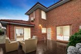 https://images.listonce.com.au/custom/160x/listings/143-albert-street-mount-waverley-vic-3149/013/00101013_img_10.jpg?B1xV8PW4jJY