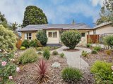 https://images.listonce.com.au/custom/160x/listings/143-eastfield-road-croydon-vic-3136/517/01871517_img_01.jpg?xIt4WDoQgkU