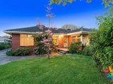 https://images.listonce.com.au/custom/160x/listings/143-geoffrey-drive-kilsyth-vic-3137/512/01524512_img_01.jpg?bDkywDYRVVE