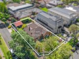 https://images.listonce.com.au/custom/160x/listings/143-gordon-street-balwyn-vic-3103/726/00970726_img_11.jpg?YdMJIe1kiPs