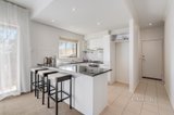 https://images.listonce.com.au/custom/160x/listings/143-keylana-boulevard-mount-waverley-vic-3149/536/01450536_img_04.jpg?1e7s94gd2QA