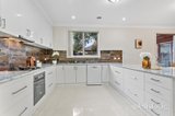https://images.listonce.com.au/custom/160x/listings/143-stanley-avenue-mount-waverley-vic-3149/540/01814540_img_05.jpg?_eEcfeOX53Q
