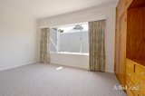 https://images.listonce.com.au/custom/160x/listings/14315-chisholm-street-black-hill-vic-3350/013/01854013_img_02.jpg?uzheg5pAz0s