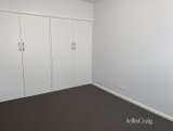 https://images.listonce.com.au/custom/160x/listings/144-dundas-street-thornbury-vic-3071/776/01821776_img_03.jpg?PUACKIHIDNE