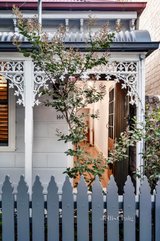 https://images.listonce.com.au/custom/160x/listings/144-edward-street-brunswick-vic-3056/585/01631585_img_15.jpg?LUGedWoGG_M