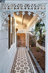 https://images.listonce.com.au/custom/160x/listings/144-edward-street-brunswick-vic-3056/585/01631585_img_16.jpg?qdfjrulEAMg