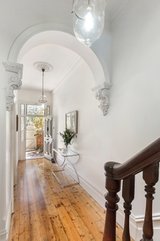 https://images.listonce.com.au/custom/160x/listings/144-gatehouse-street-parkville-vic-3052/670/00143670_img_09.jpg?PrxITlA2MIM