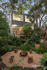 https://images.listonce.com.au/custom/160x/listings/144-grimshaw-street-greensborough-vic-3088/318/01947318_img_20.jpg?rNsJSJkMUMg