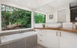 https://images.listonce.com.au/custom/160x/listings/144-research-warrandyte-road-north-warrandyte-vic-3113/672/00924672_img_01.jpg?ixHyX5vusT4