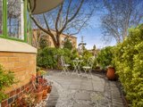 https://images.listonce.com.au/custom/160x/listings/144-southey-street-elwood-vic-3184/018/01794018_img_03.jpg?-hW6eqS4v5s